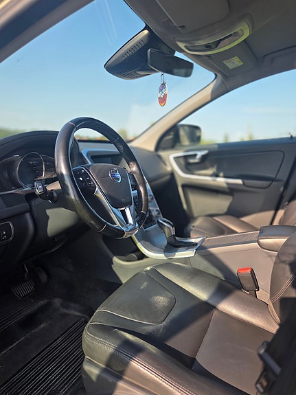 Volvo XC60 7 of 7