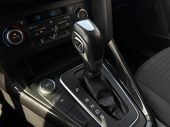 Ford Focus 12 of 14