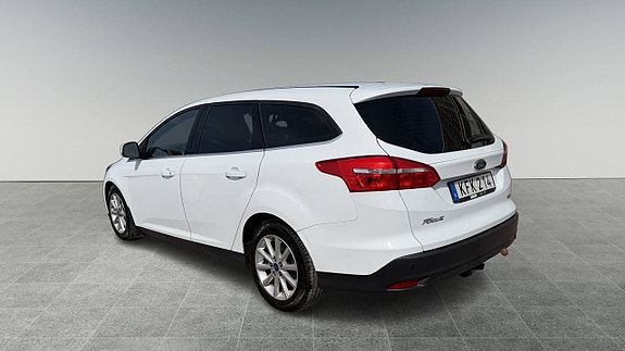 Ford Focus 2 of 14