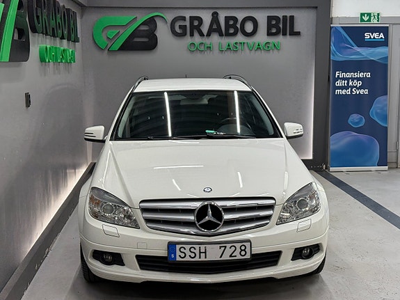 Mercedes-Benz C180 4 of 20
