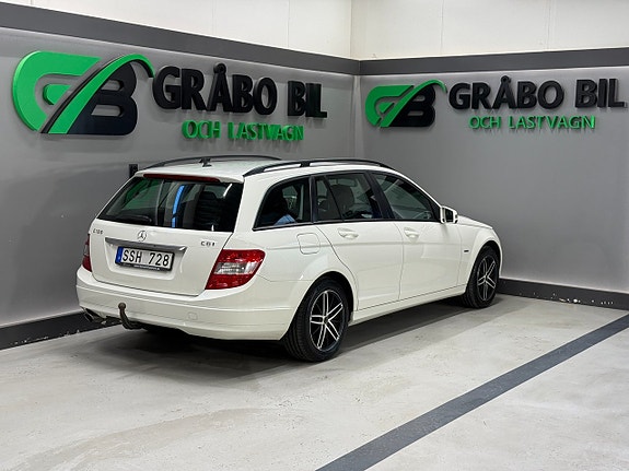 Mercedes-Benz C180 5 of 20
