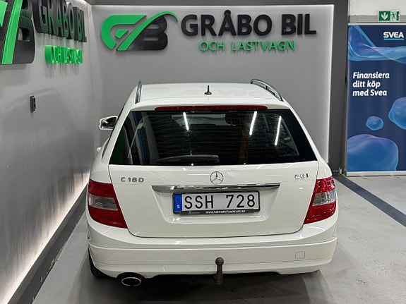 Mercedes-Benz C180 8 of 20