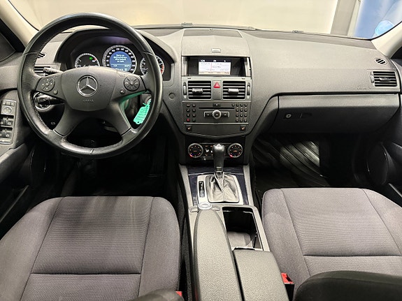 Mercedes-Benz C180 14 of 20