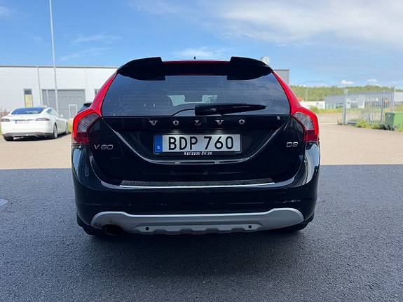 Volvo V60 9 of 30