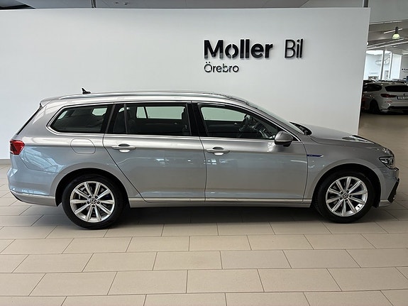 Volkswagen Passat 3 of 20