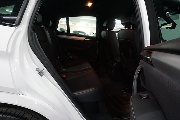 BMW X4 8 of 24