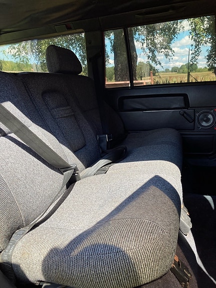 Volvo 740 3 of 7