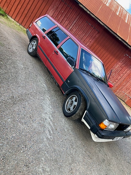 Volvo 740 5 of 7