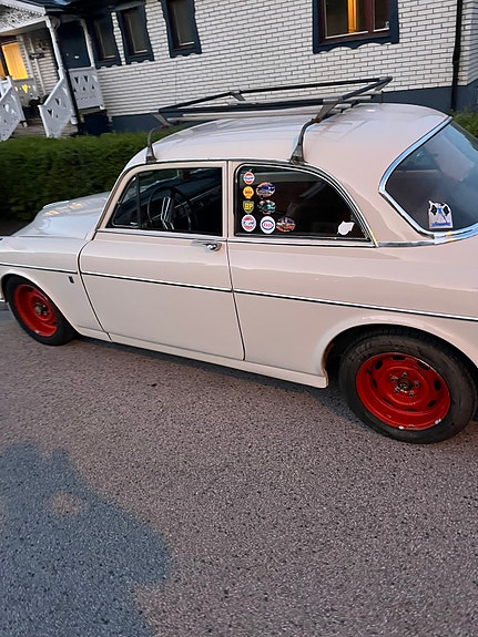 Volvo Amazon 3 of 6