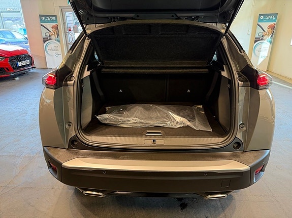 Peugeot 2008 25 of 27