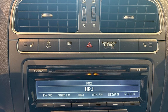 Volkswagen Polo 15 of 15