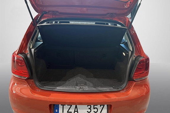 Volkswagen Polo 10 of 15