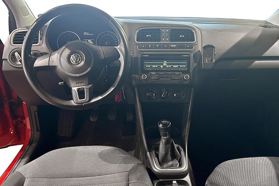 Volkswagen Polo 12 of 15