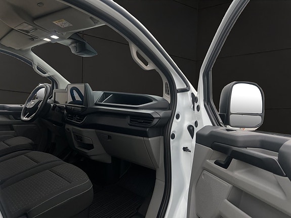 Ford Transit Custom 29 of 30