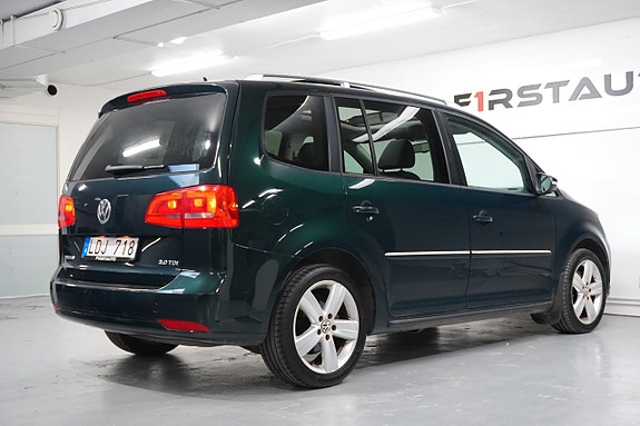 Volkswagen Touran 5 of 25