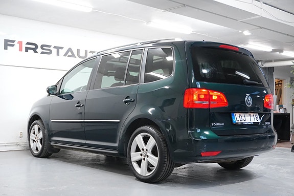 Volkswagen Touran 4 of 25