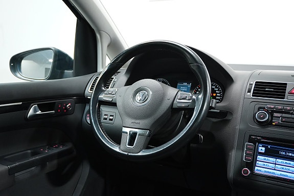 Volkswagen Touran 19 of 25