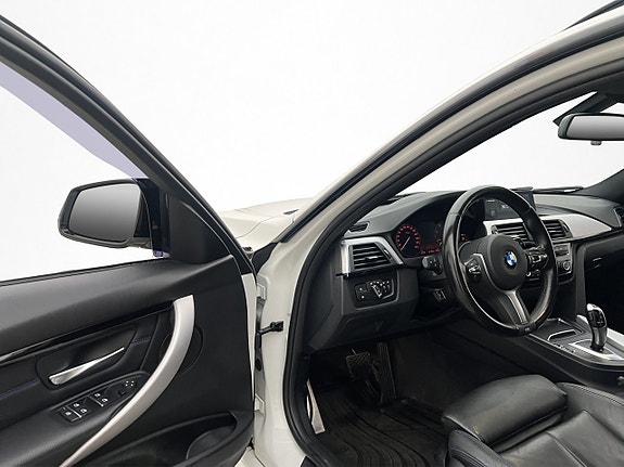 BMW 320d 11 of 30