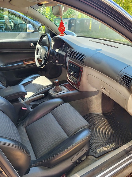 Volkswagen Passat 8 of 9