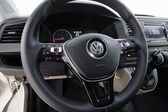 Volkswagen Transporter 13 of 24
