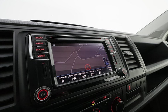 Volkswagen Transporter 18 of 24