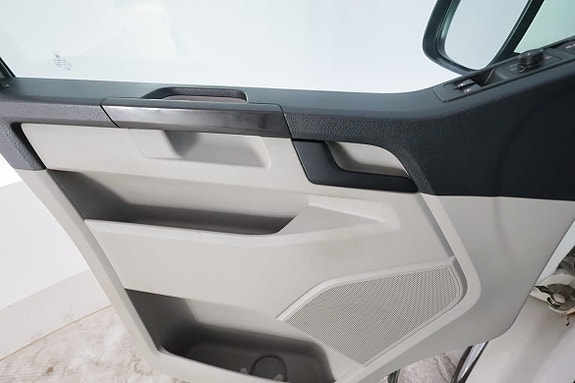 Volkswagen Transporter 23 of 24