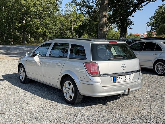 Opel Astra 4 of 16