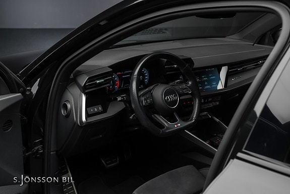 Audi S3 9 of 23