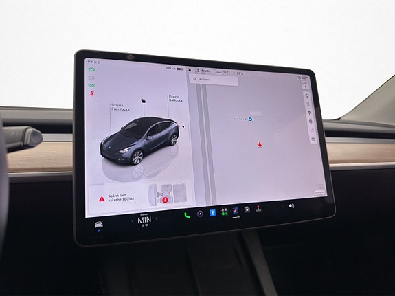 Tesla Model Y 20 of 30