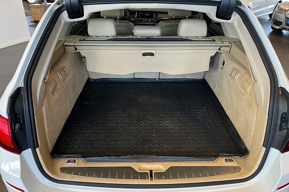 BMW 520d 24 of 26