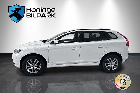 Volvo XC60 11 of 25