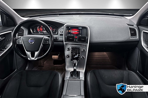 Volvo XC60 14 of 25