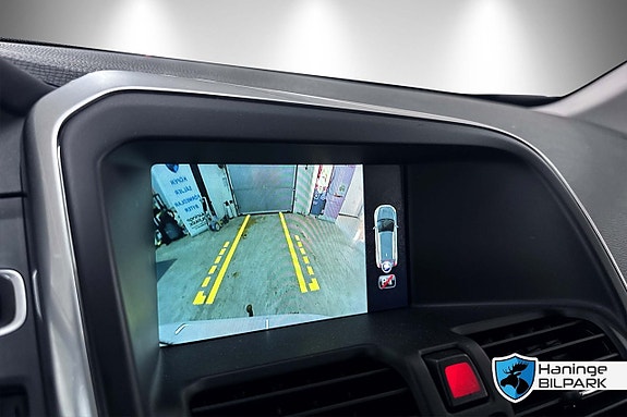 Volvo XC60 17 of 25