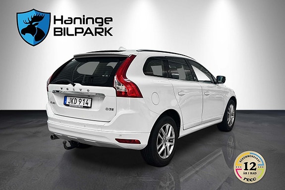 Volvo XC60 8 of 25