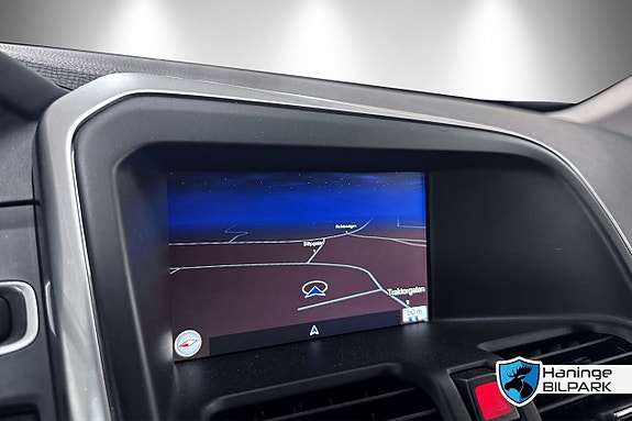 Volvo XC60 18 of 25