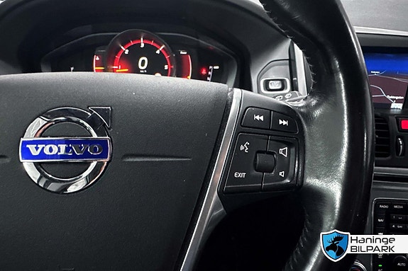 Volvo XC60 20 of 25