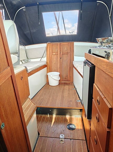 Winga 78 – Volvo Penta D1-30 (210 h) 3 of 5