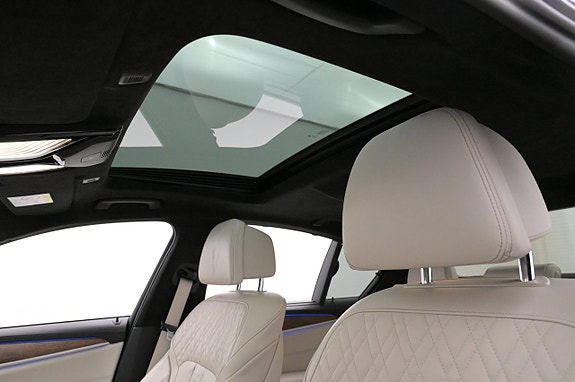 BMW 530e 20 of 27