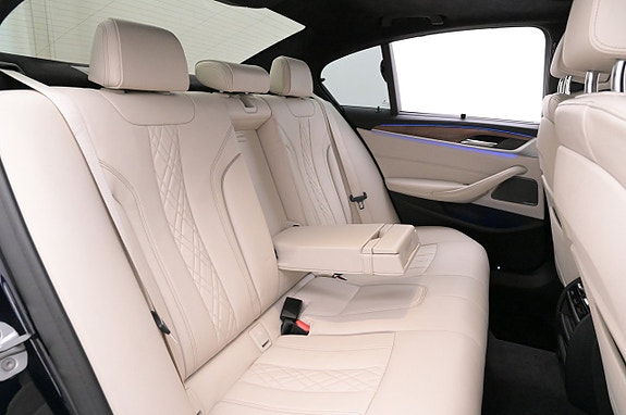BMW 530e 21 of 27