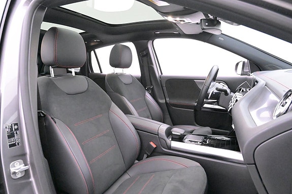 Mercedes-Benz EQA250 16 of 27