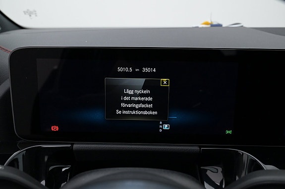 Mercedes-Benz EQA250 9 of 27