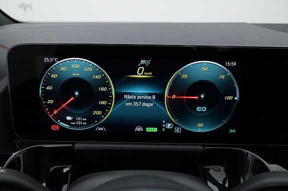 Mercedes-Benz EQA250 10 of 27