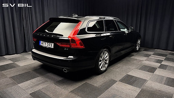 Volvo V90 6 of 30
