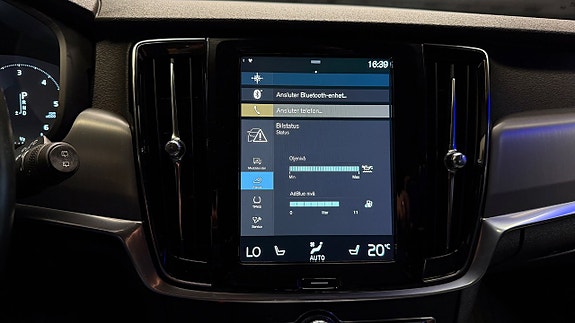Volvo V90 28 of 30