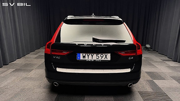Volvo V90 7 of 30