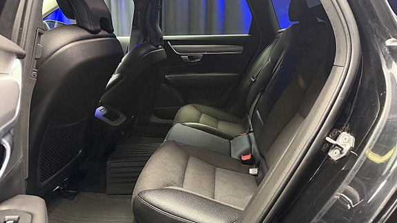 Volvo V90 13 of 30