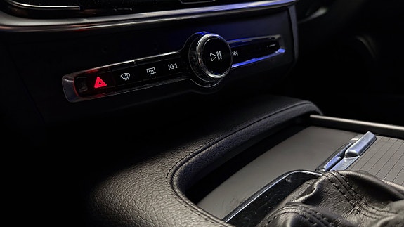 Volvo V90 27 of 30