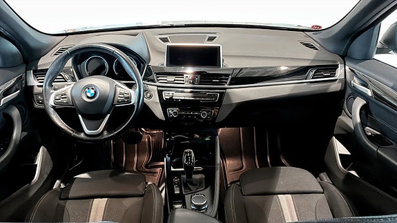 BMW X1 4 of 12
