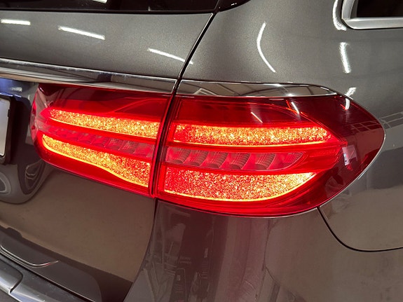 Mercedes-Benz E220 d 9 of 30