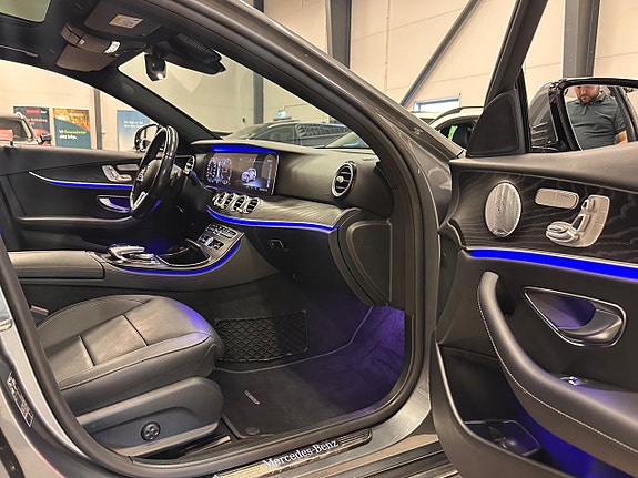 Mercedes-Benz E220 d 15 of 30